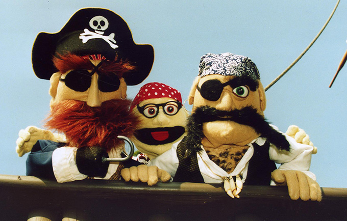 Everybody Loves Pirates