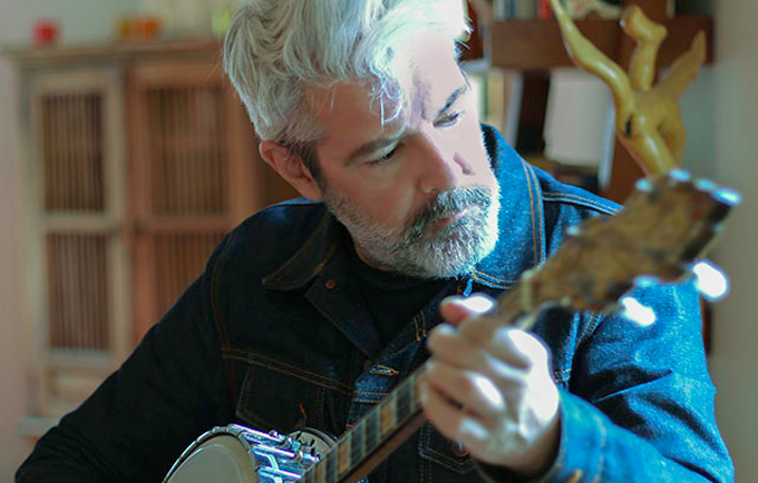 Seamus Egan