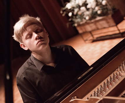 Alexander Malofeev