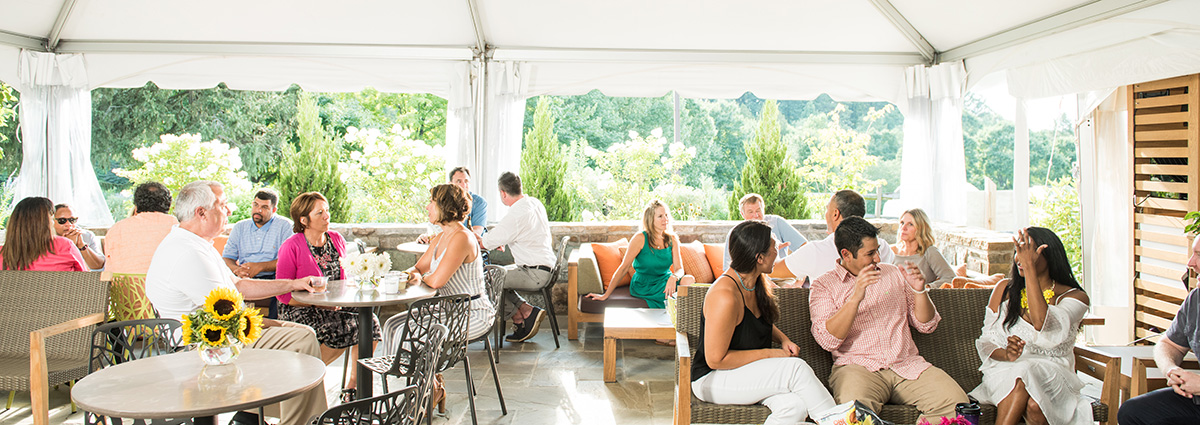 Encore Circle Lounge
