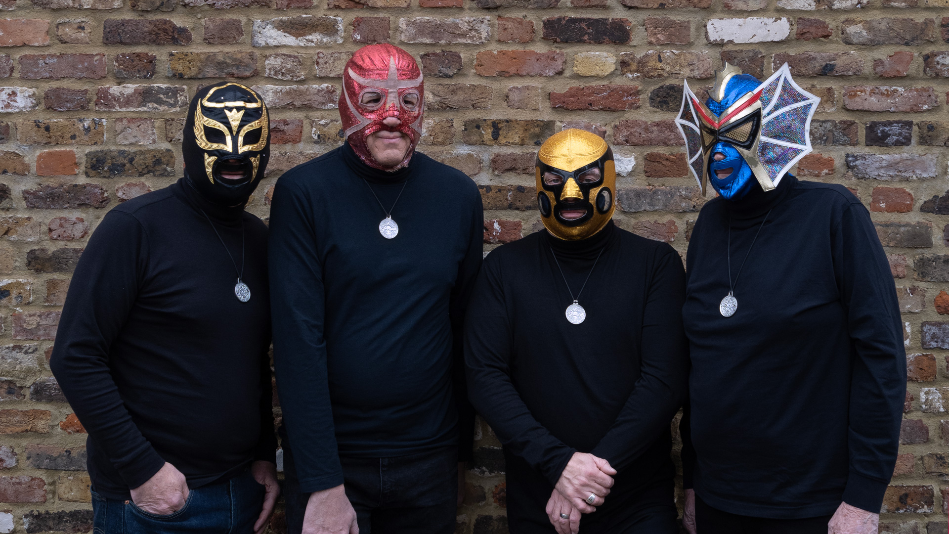 Los Straitjackets