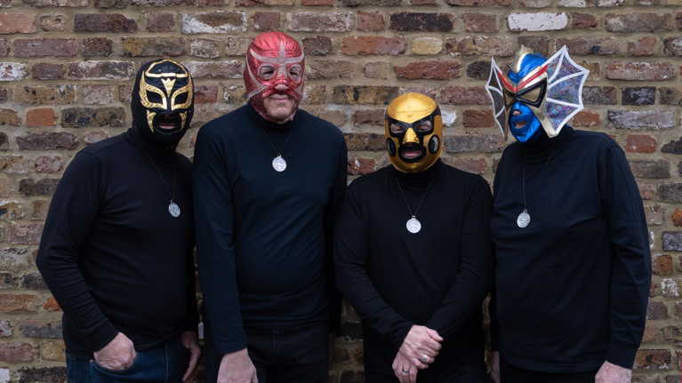 Los Straitjackets